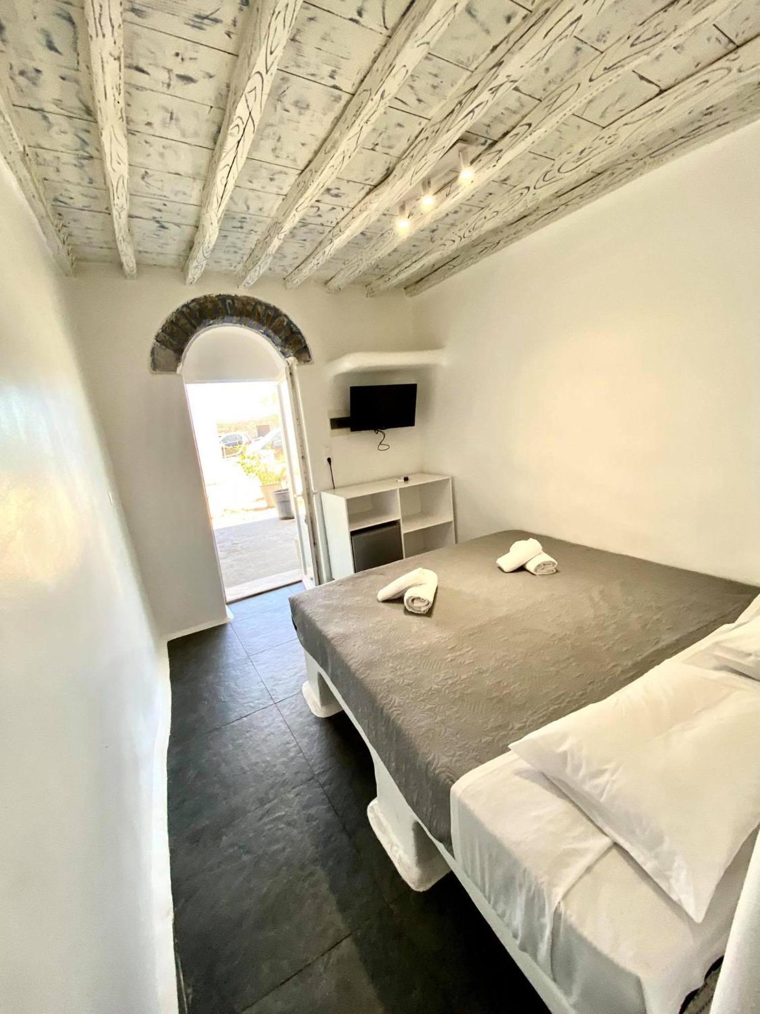 Mykonos Vibes Airport Studios And Apartments Mykonos Town Zewnętrze zdjęcie