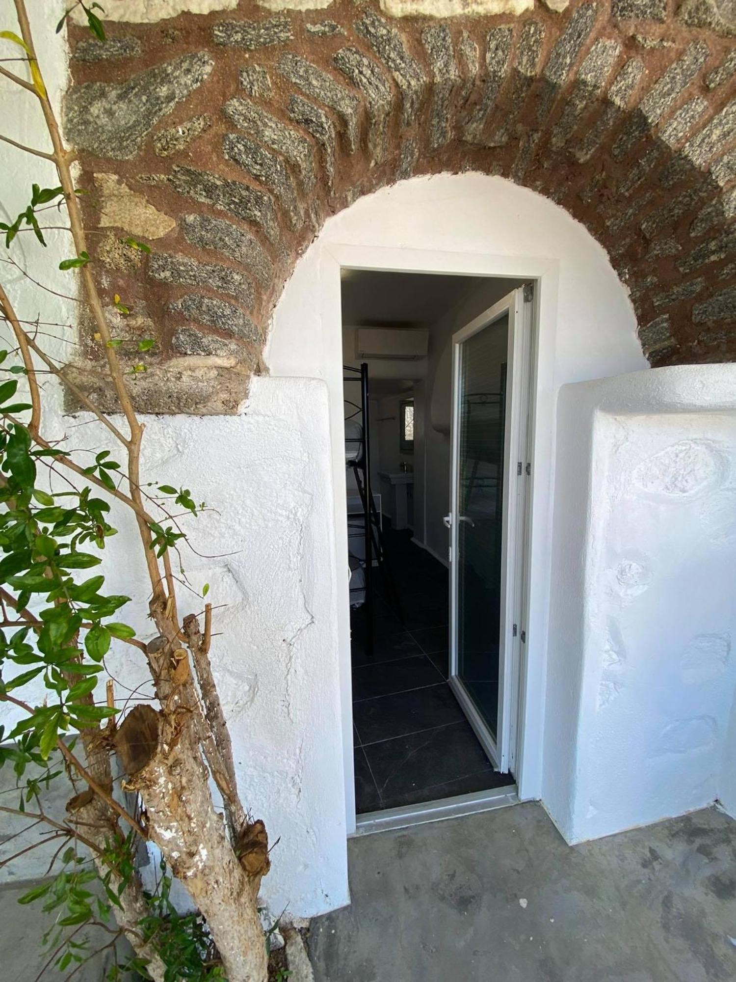 Mykonos Vibes Airport Studios And Apartments Mykonos Town Zewnętrze zdjęcie